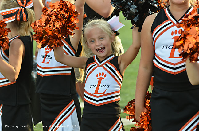 Ava-youth-cheer