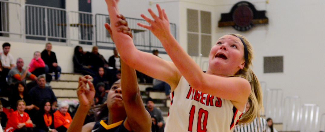 Photo Album: Loveland Women vs. Walnut Hills basketball