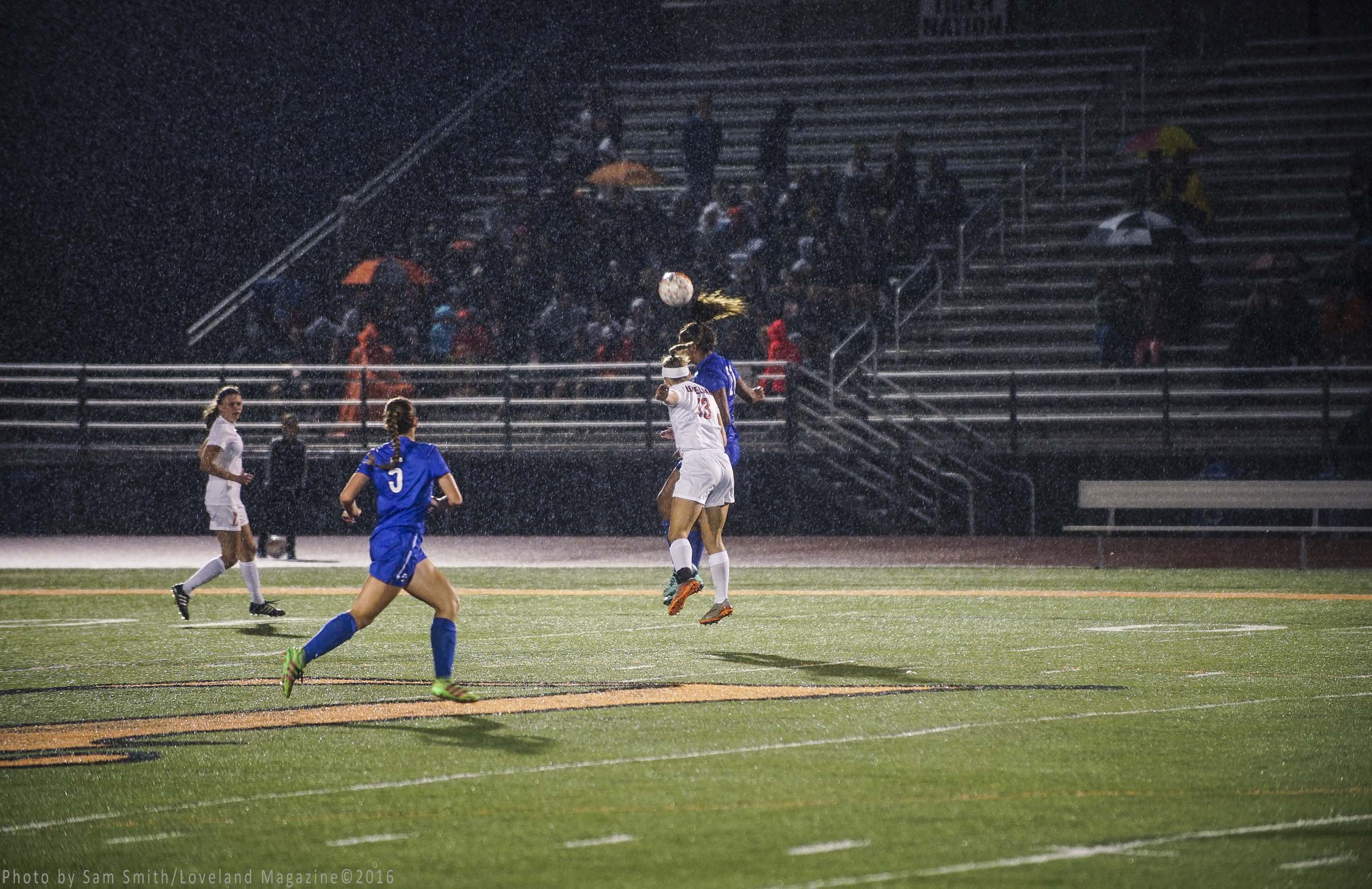 girlssoccer9-28-16-8