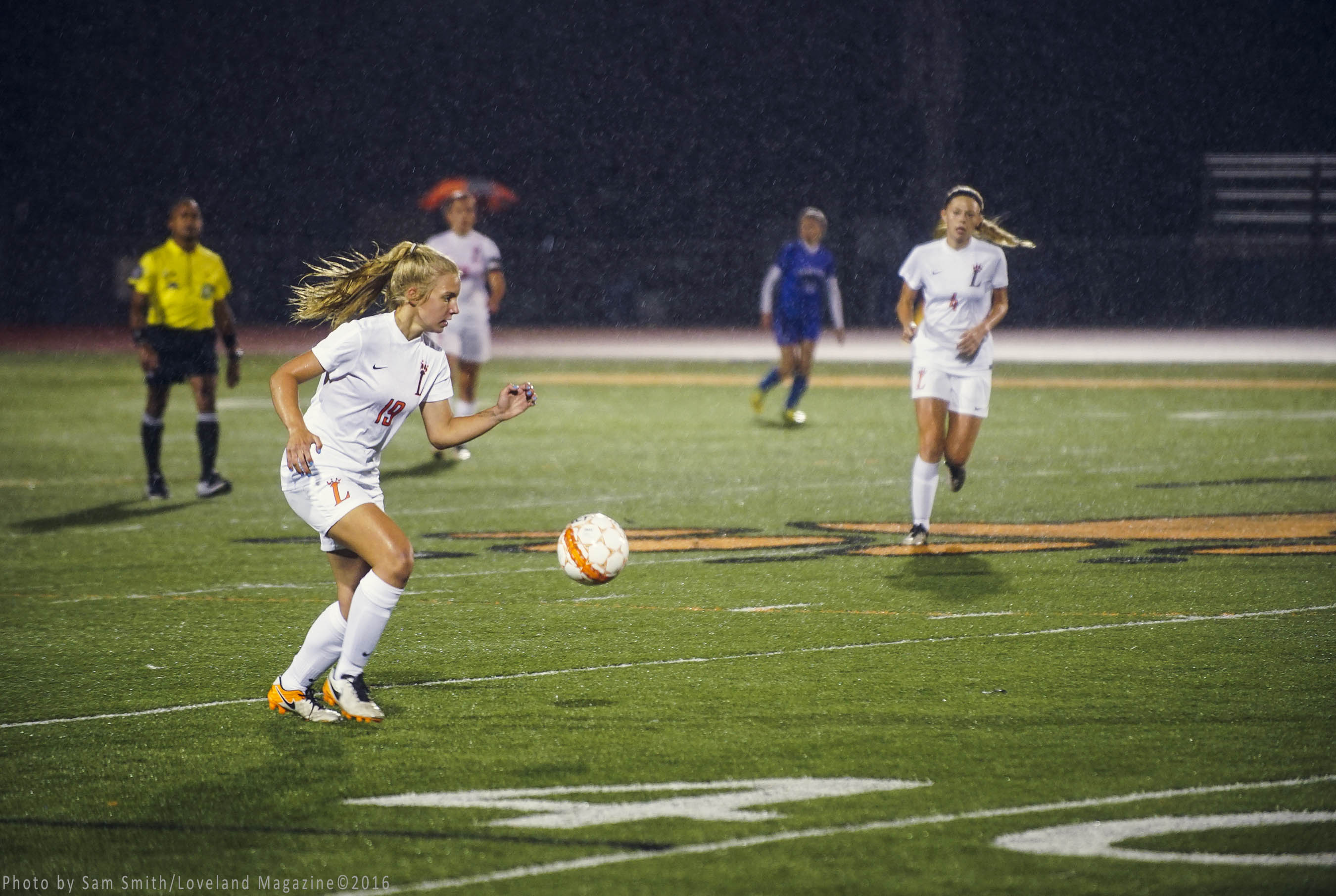 girlssoccer9-28-16-9