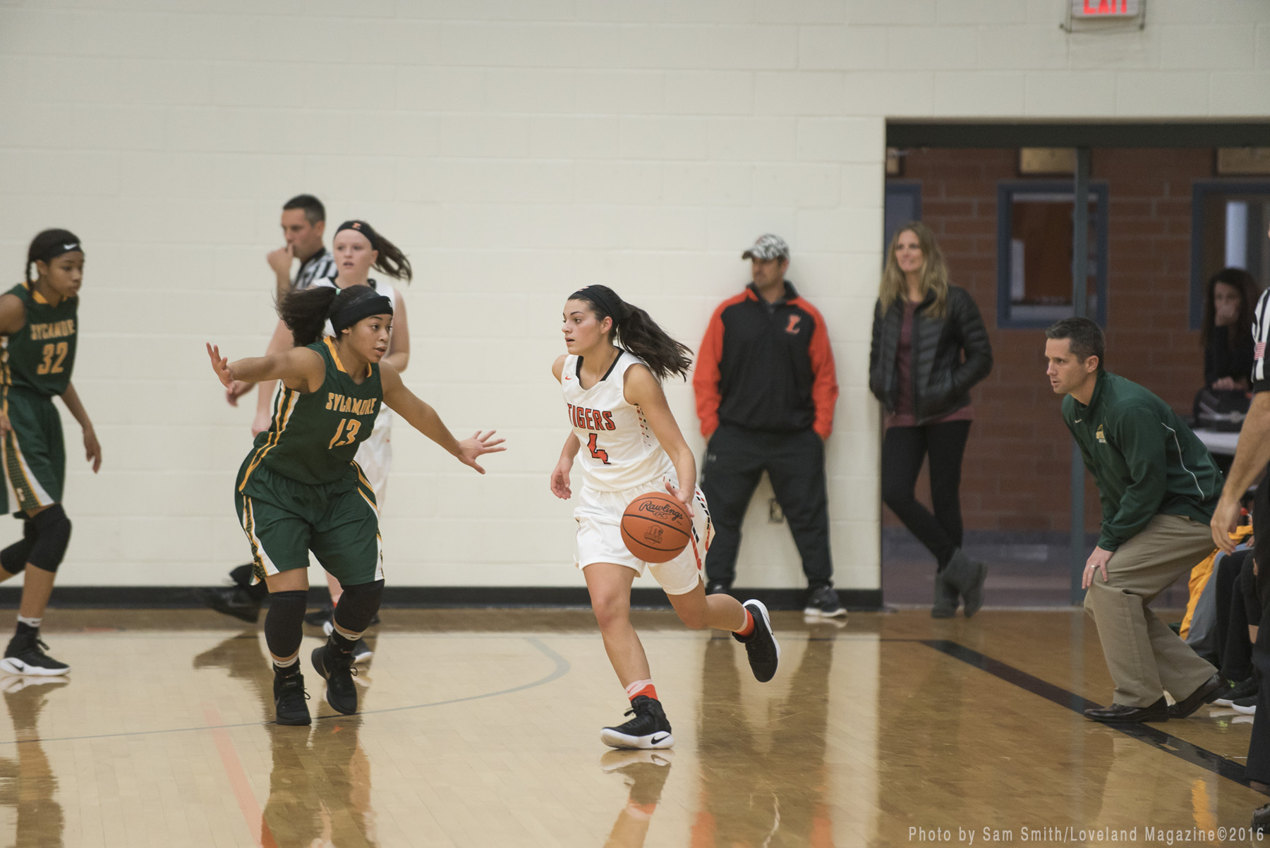 bball-v-sycamore_a1
