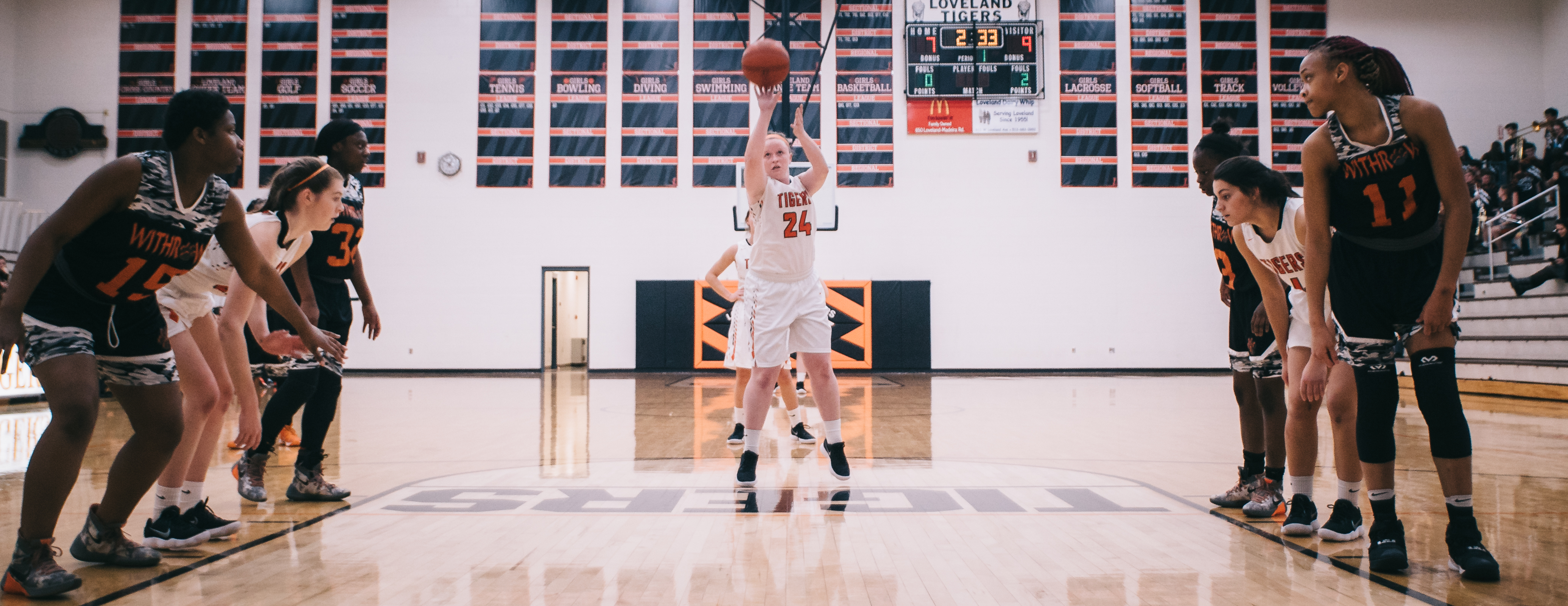 Loveland HS women’s basketball leads conference with undefeated season