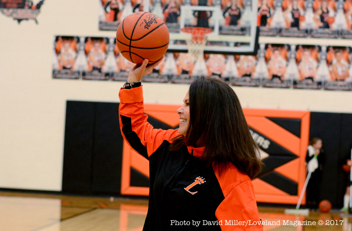 [Photo Albums] Tiger Women and Men win varsity doubleheader over Knights