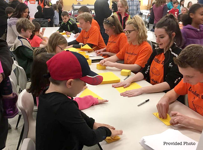 Loveland Elementary School gets creative with art
