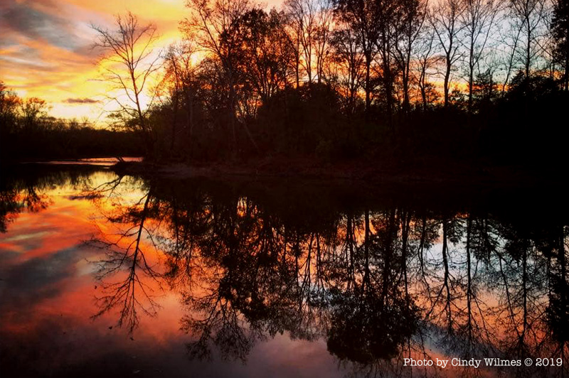 Cindy Wilmes: Stellar photos of a spectacular sunset on the trail
