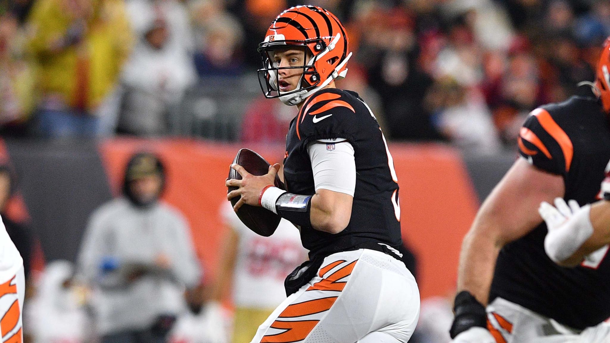 Joe Burrow Wins The PFWA 2021 Comeback Player Of The Year