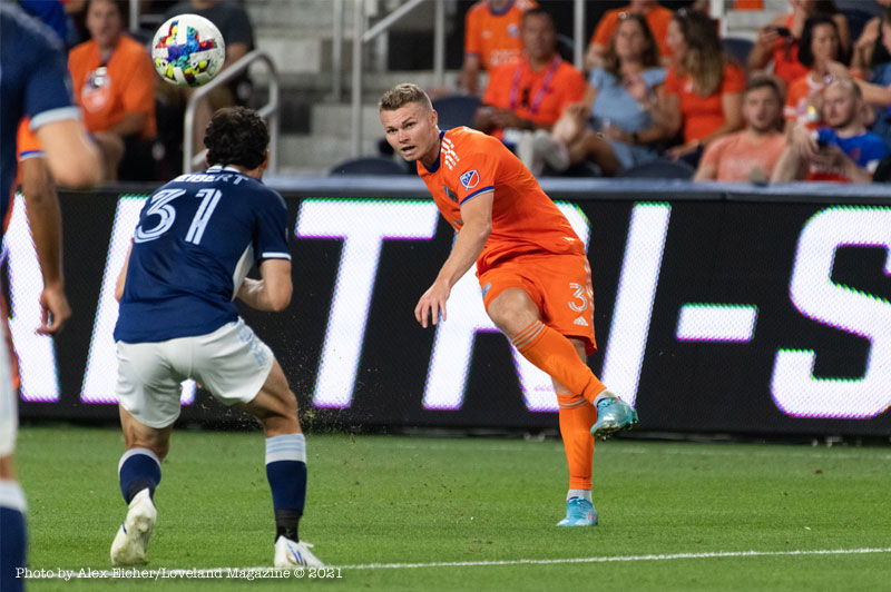 [Alex Eicher Photo Album] The Orange and Blue tied for the fourth straight game