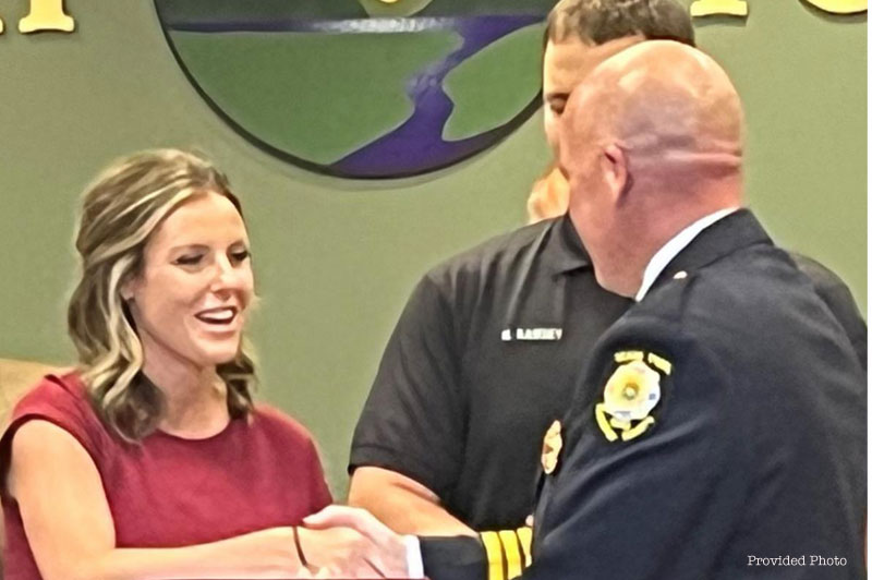 Steve Wettengel and 911 dispatcher helps save man’s life