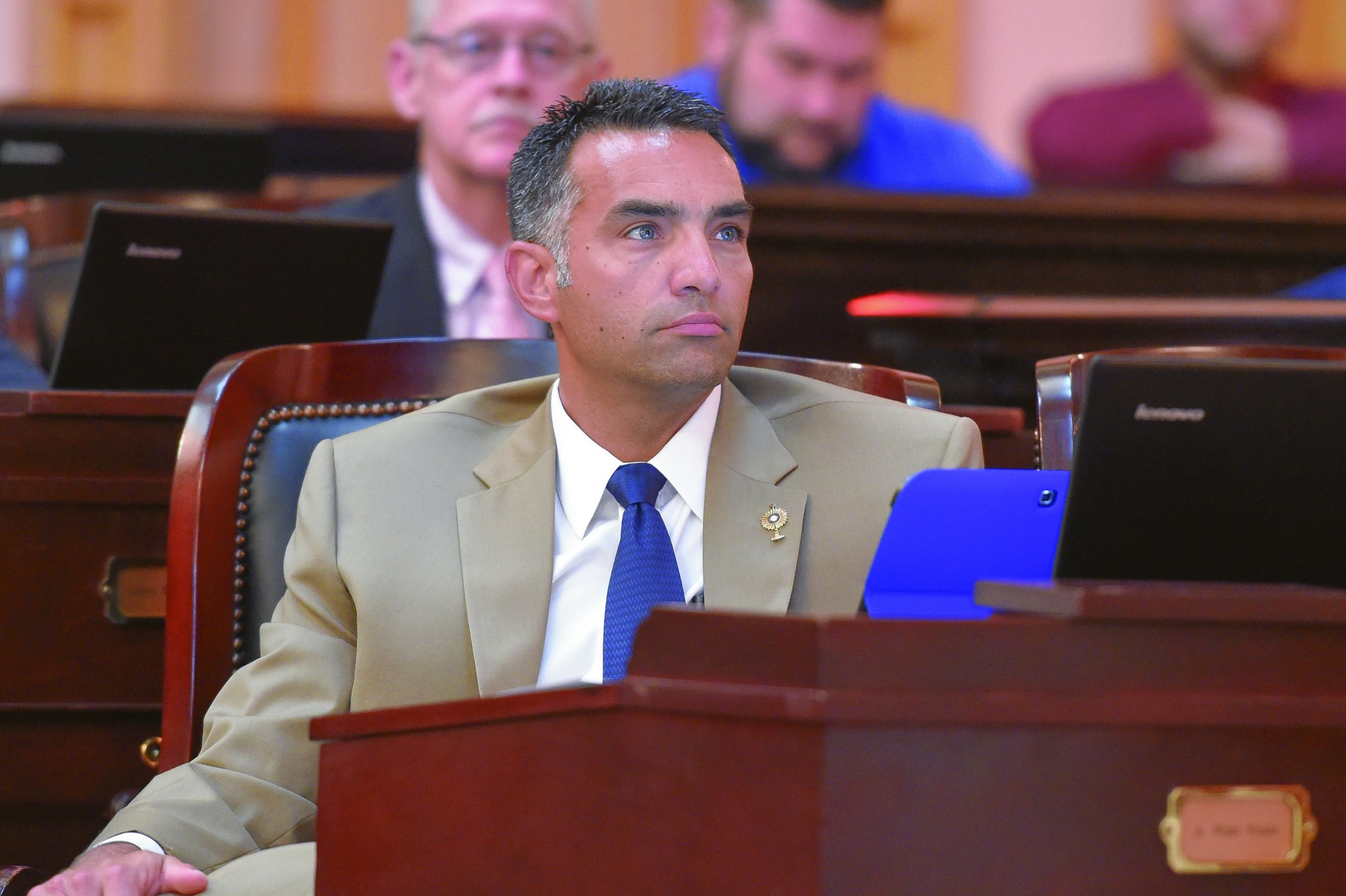 Citing a hazy memory, former rep seems to distance himself from scandal