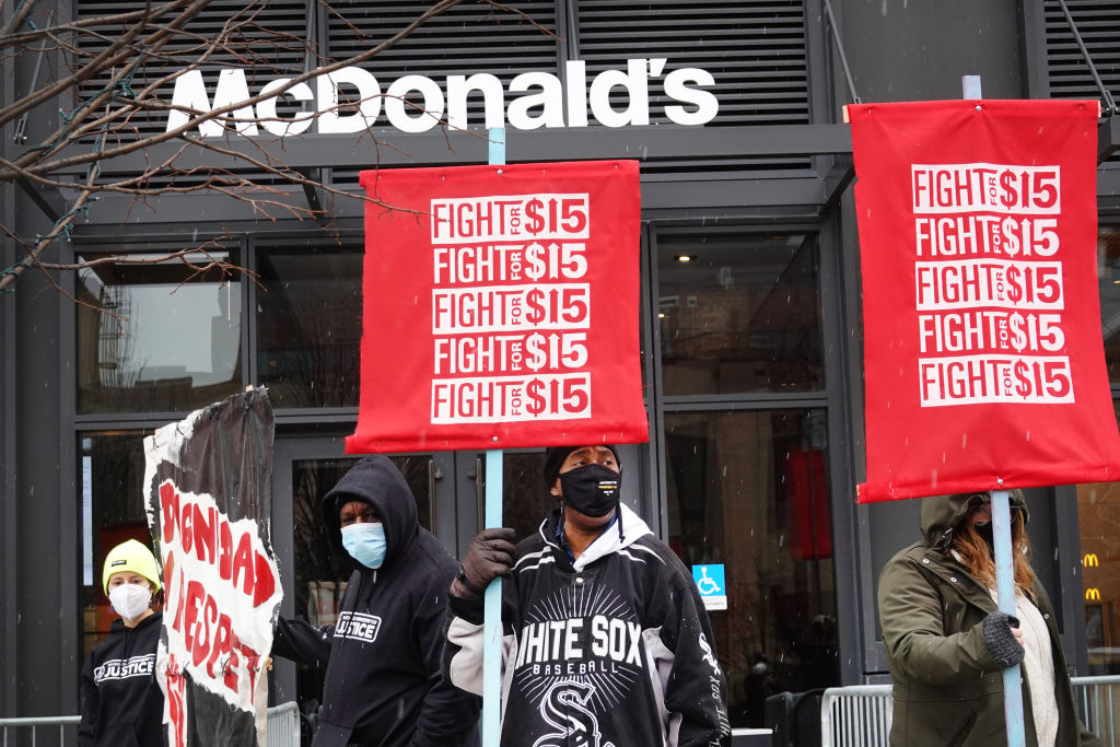Increasing the minimum wage will save 4,000 Ohio lives, study says