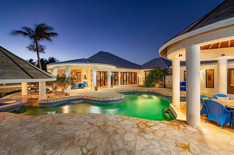 Check out the Mystic Jewel then purchase your raffle ticket to win 7 nights at this beautiful beachfront villa!