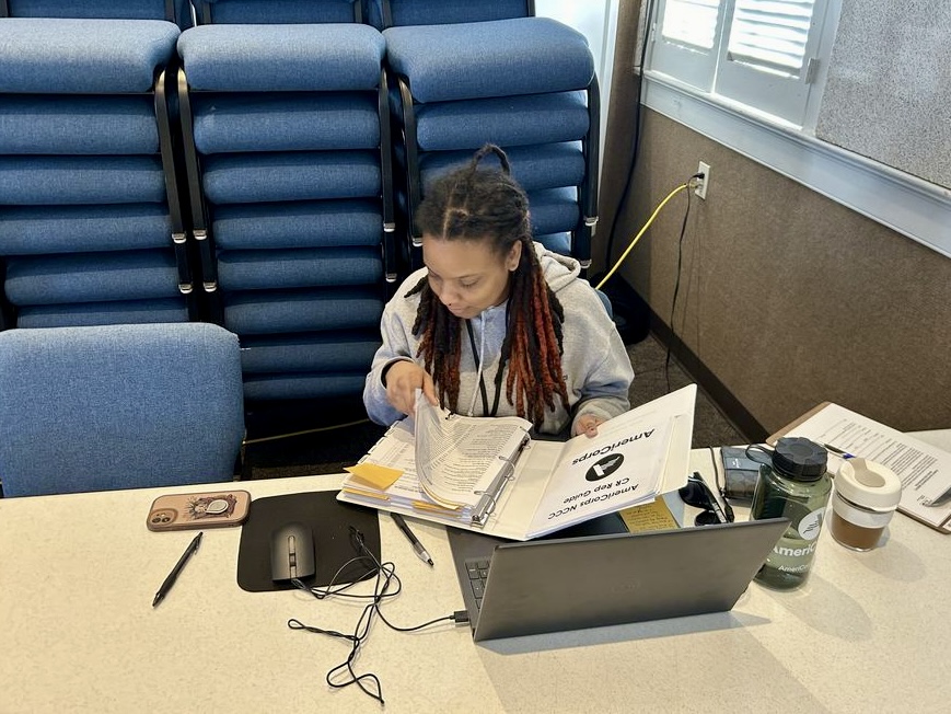 AmeriCorps Team supports United Way’s free tax prep service