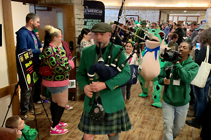 Day 1 of the Loveland Frogman Festival: Watch the Parade