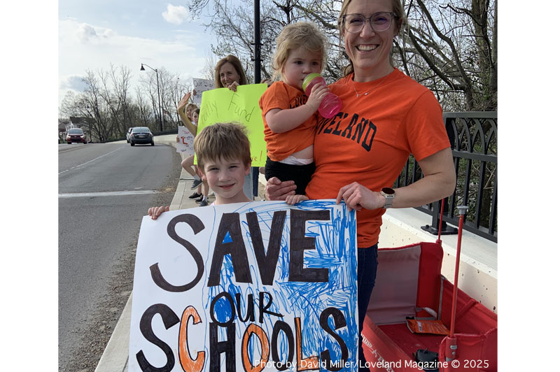 [VIDEO] Loveland parents and children rally on Col. Thomas Paxton bridge for fair school funding