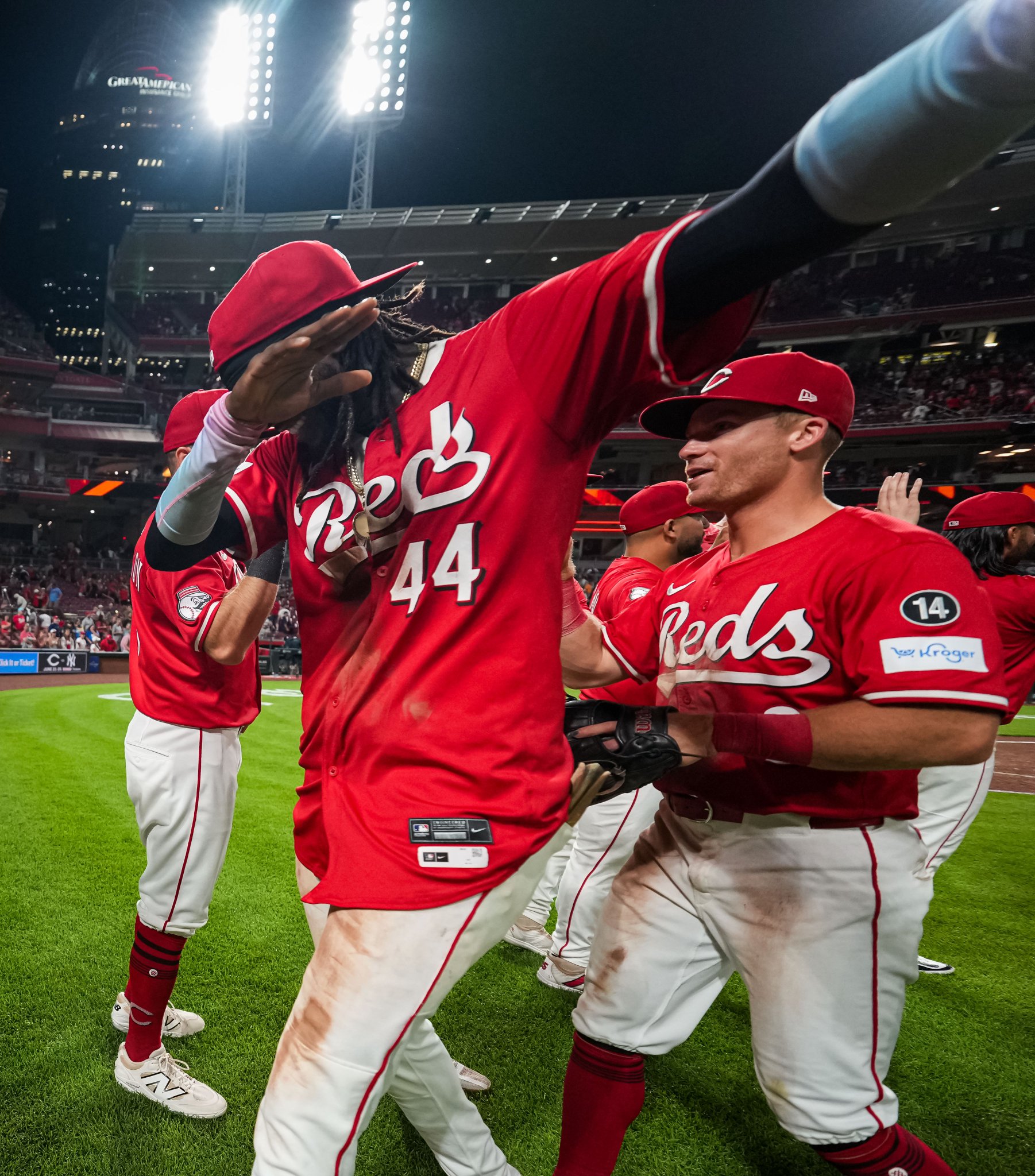 The Reds Fall But Win Their Fourth Straight Series
